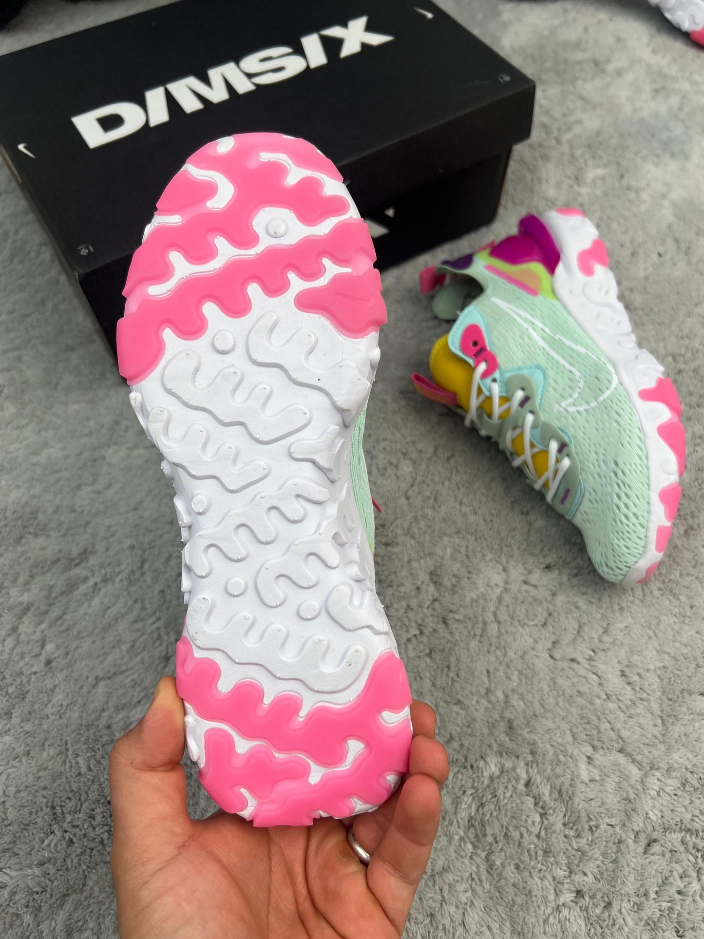 Nike React