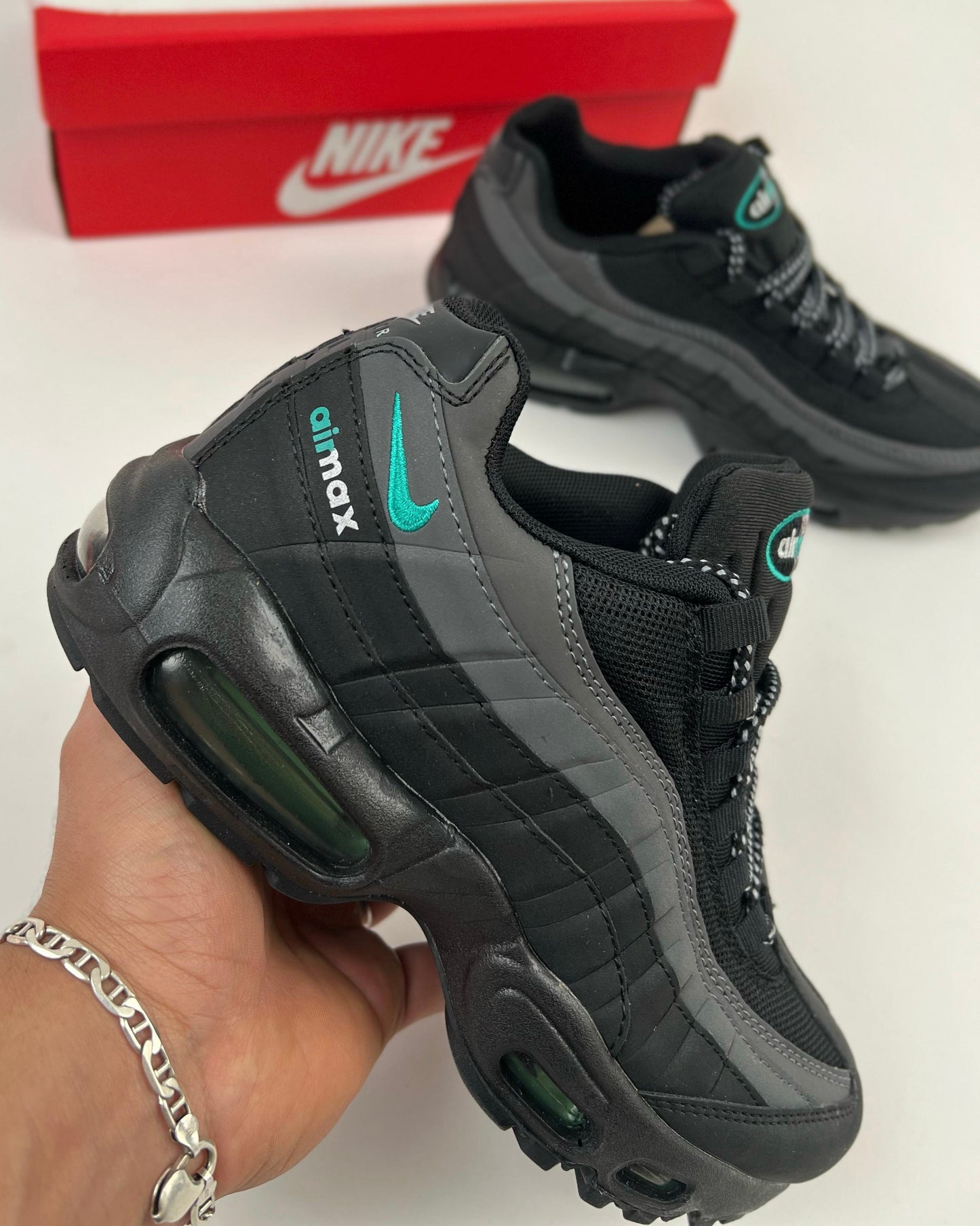 NIKE Airmax 95🖤🩵