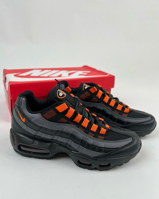 NIKE Airmax 95🧡