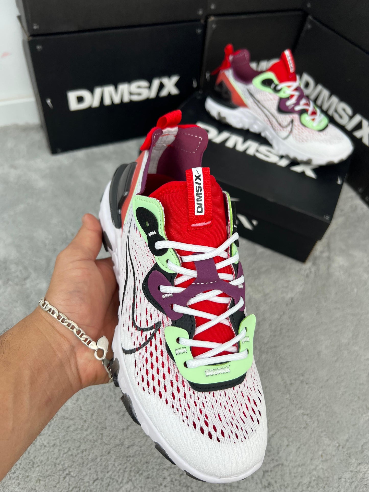 Nike React