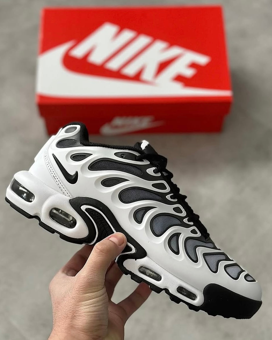Nike Air Max Plus Drift