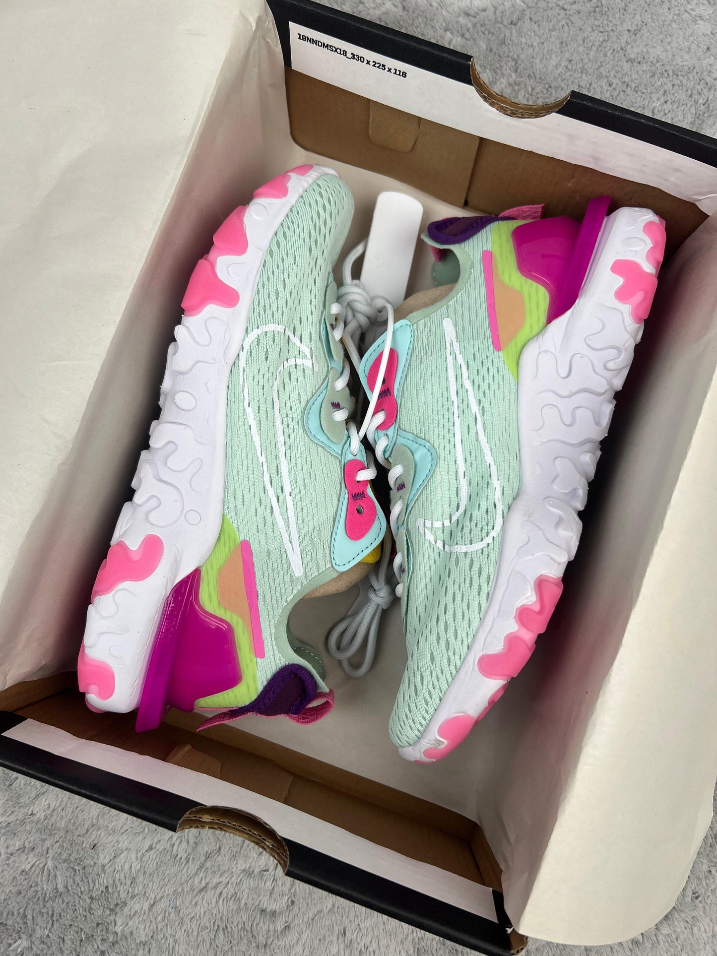 Nike React