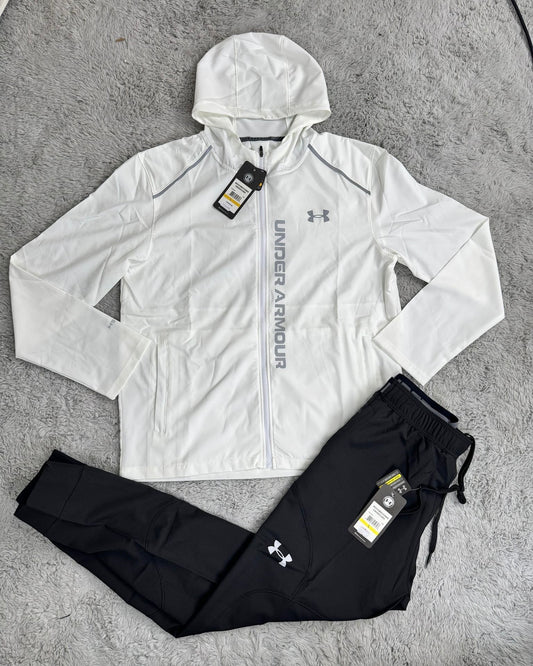 UNDER ARMOUR