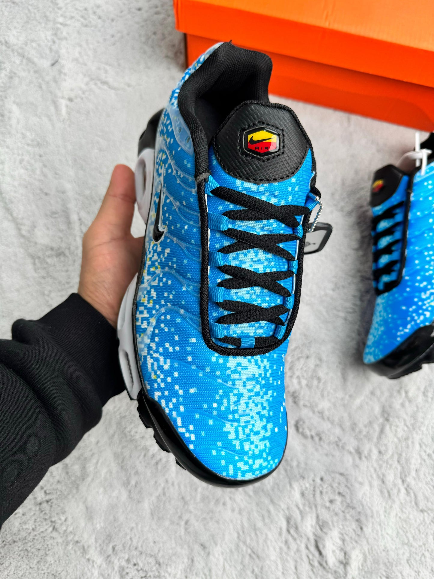 NIKE AIR MAX TN