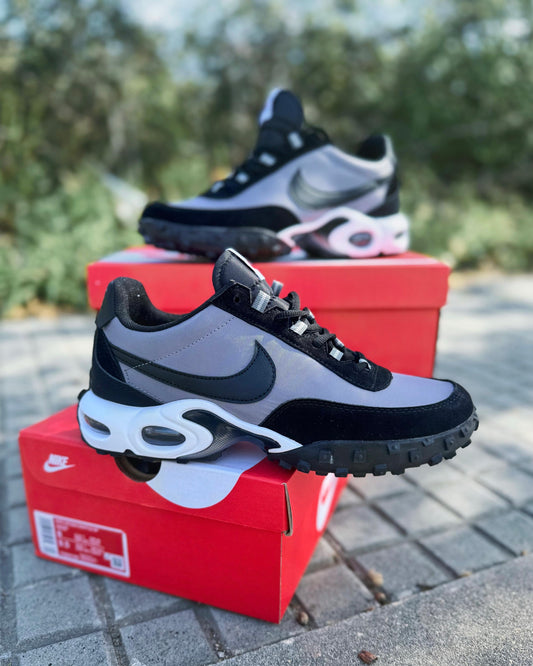 NIKE WAFFLE TN