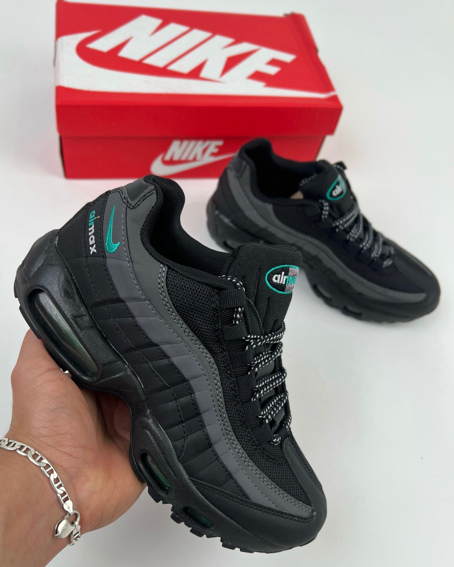 NIKE Airmax 95🖤🩵