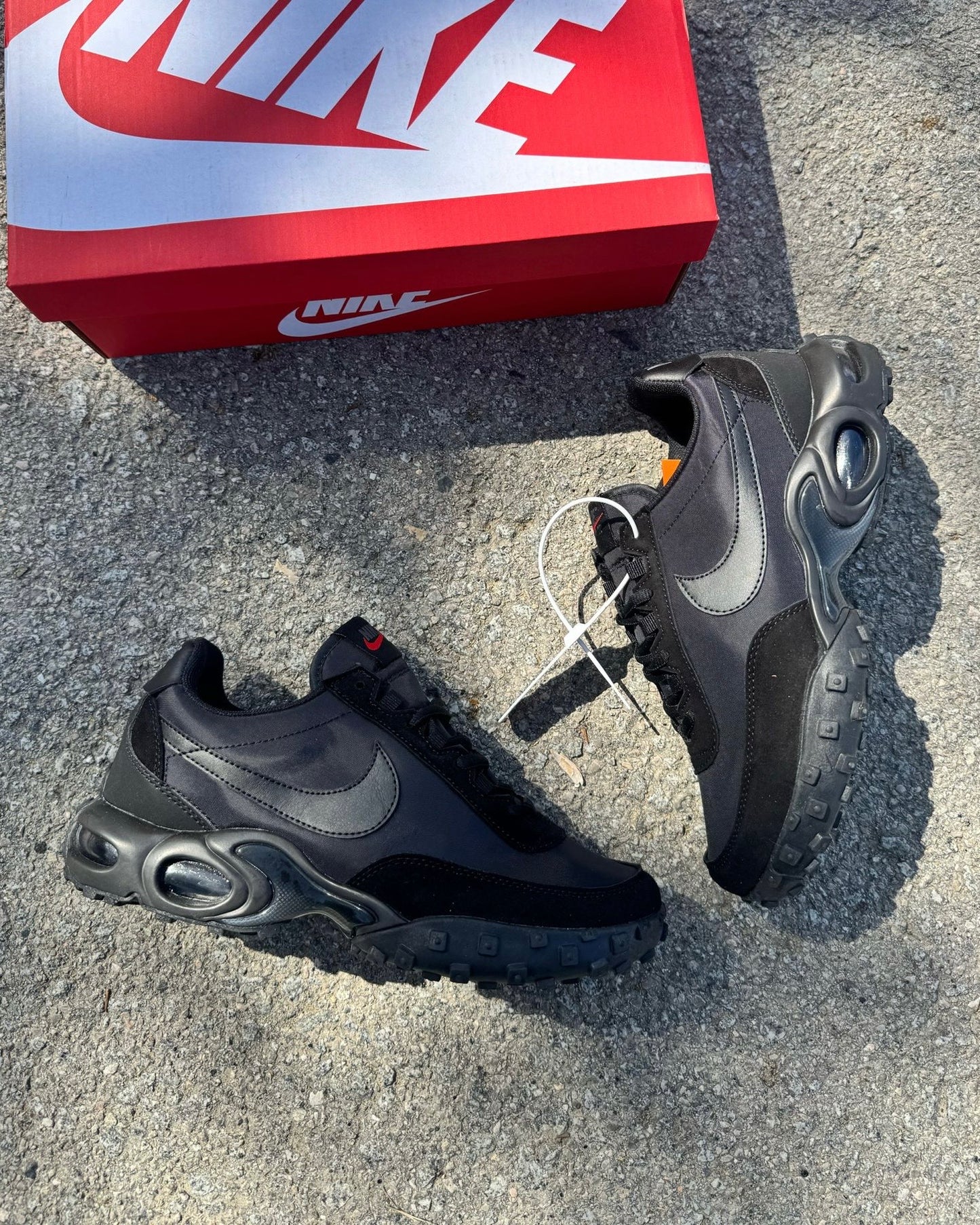 NIKE WAFFLE TN 2025