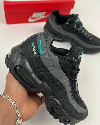 NIKE Airmax 95🖤🩵