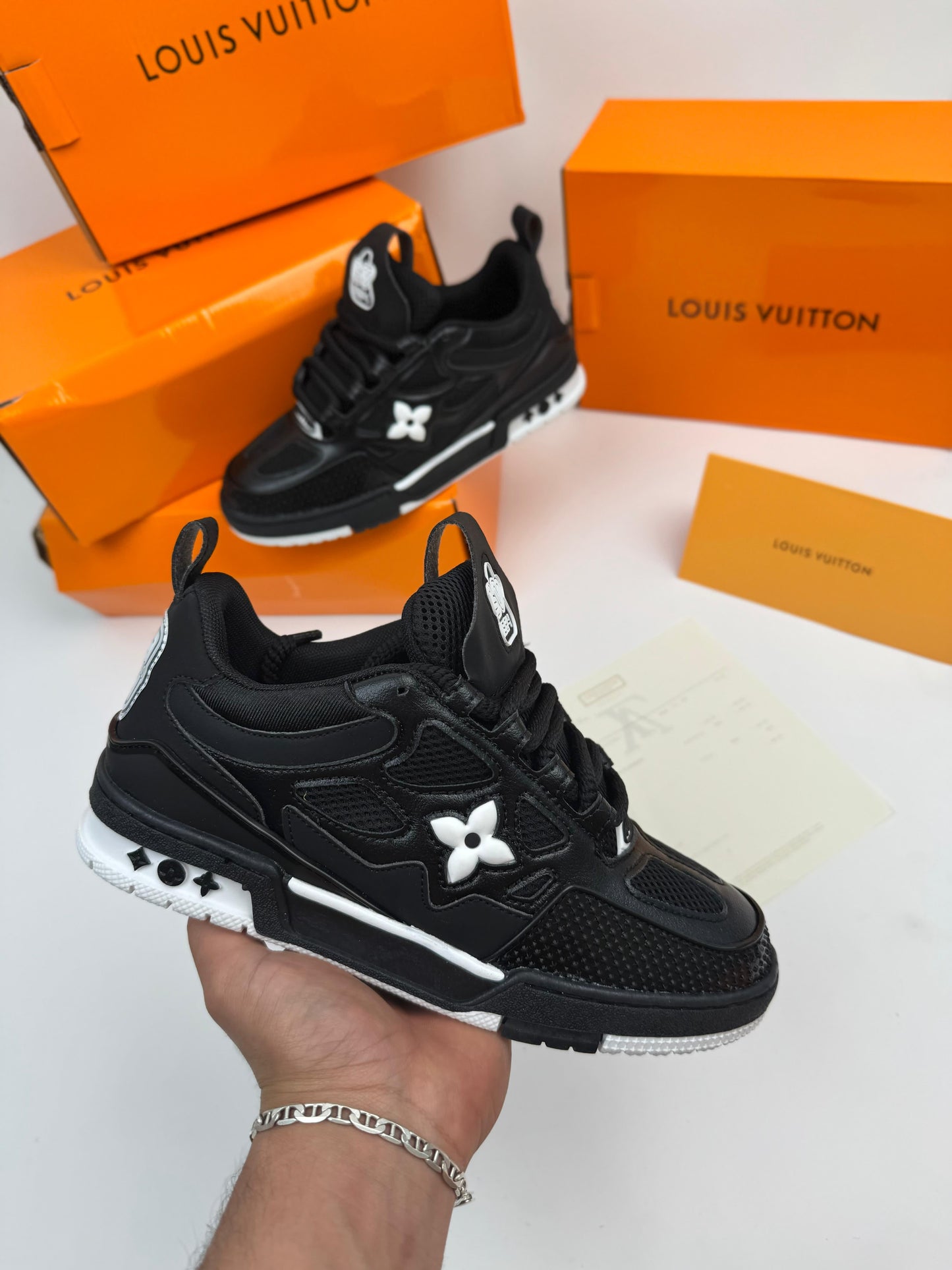 LOUIS VUITTON SKATE
