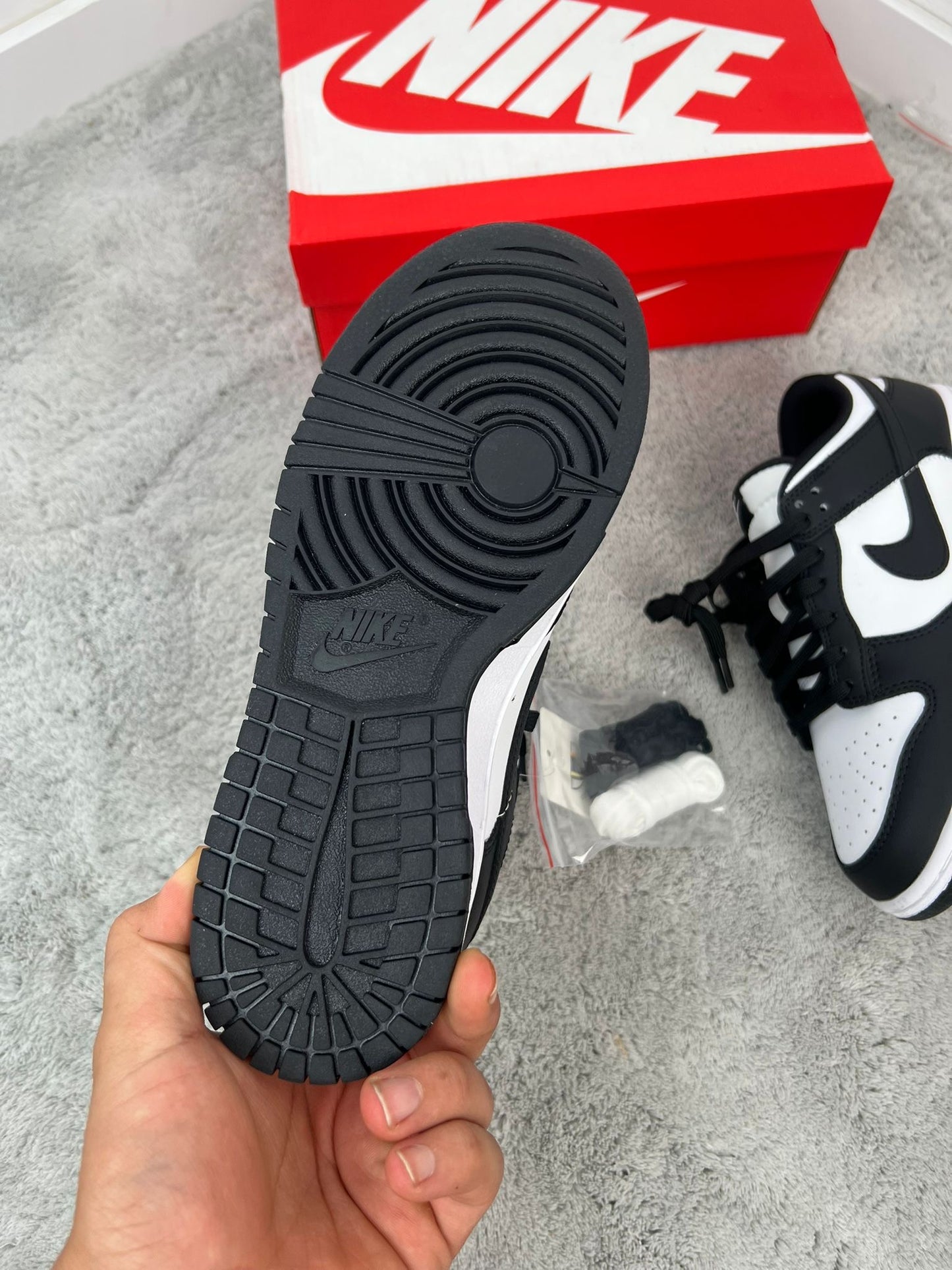 NIKE DUNK LOW RETRO