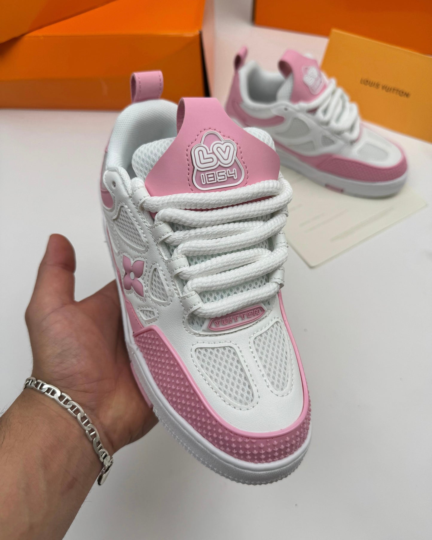 LOUIS VUITTON SKATE