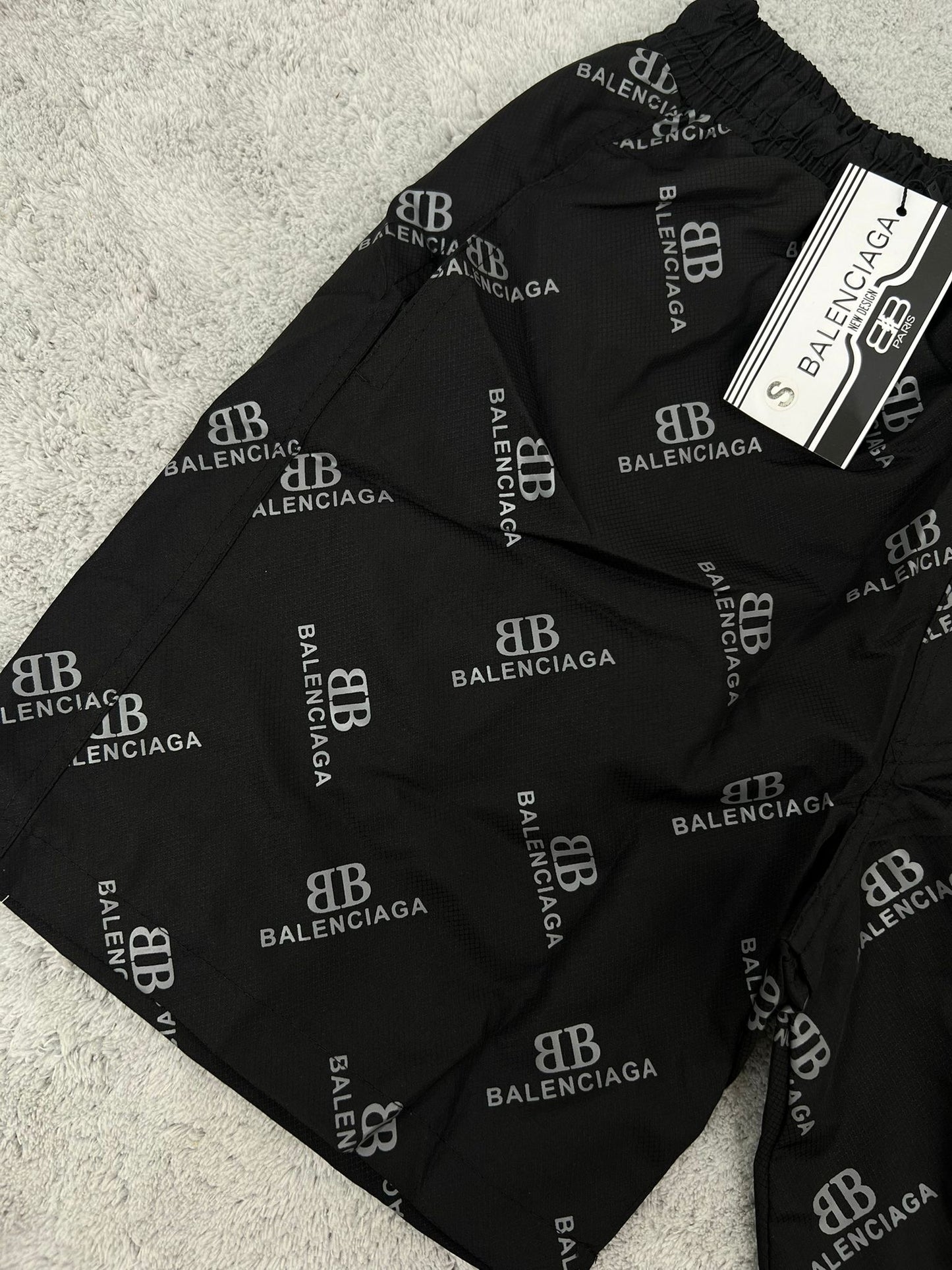 BALENCIAGA