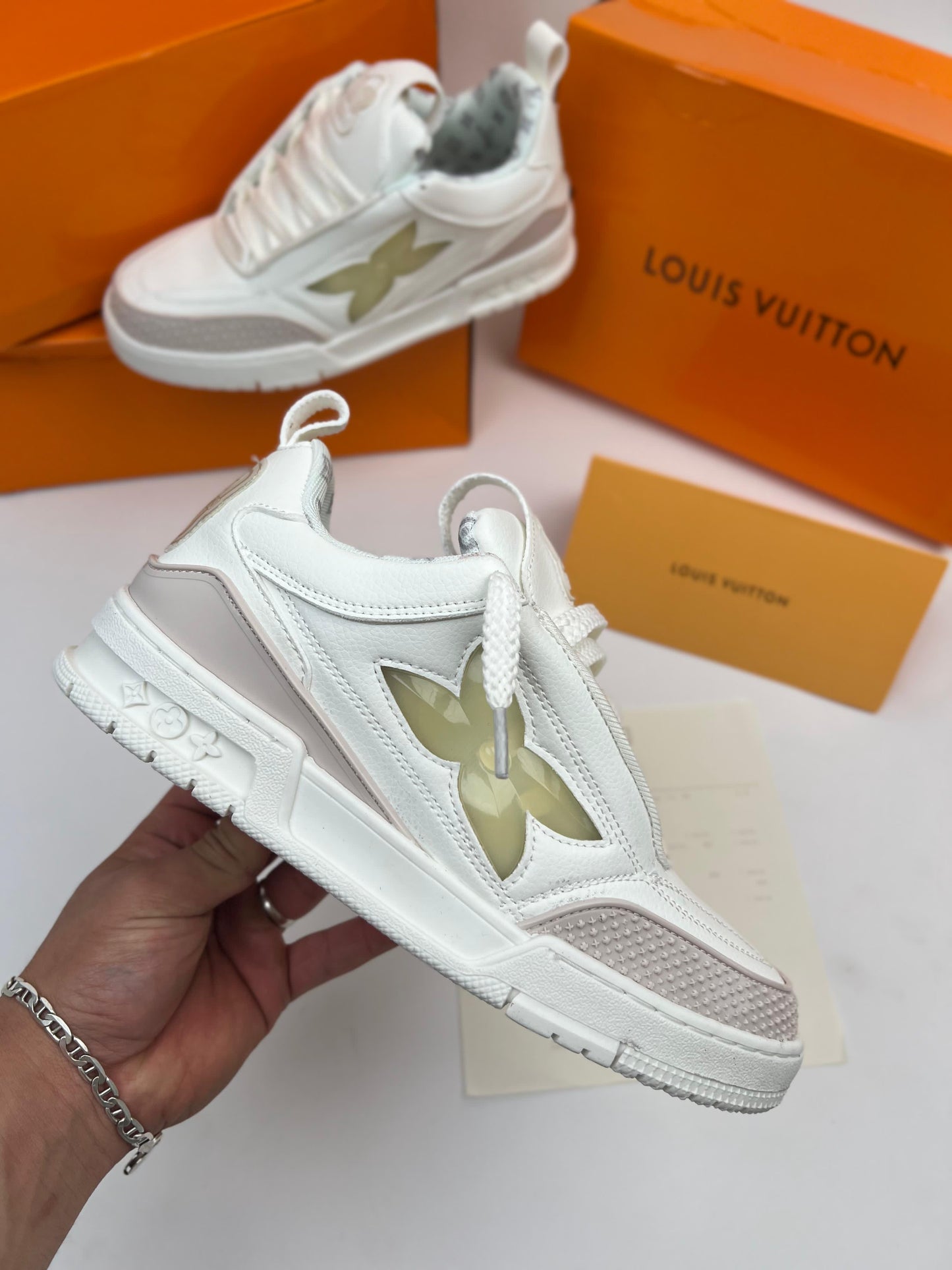 LOUIS VUITTON SKATE