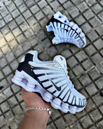 NIKE SHOX TL