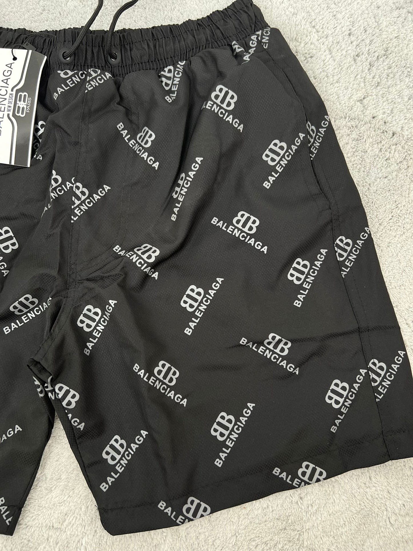 BALENCIAGA