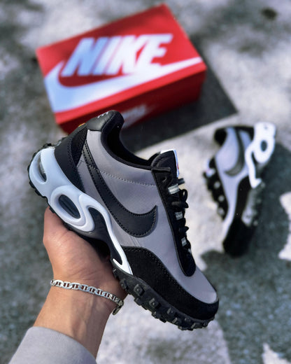 NIKE WAFFLE TN