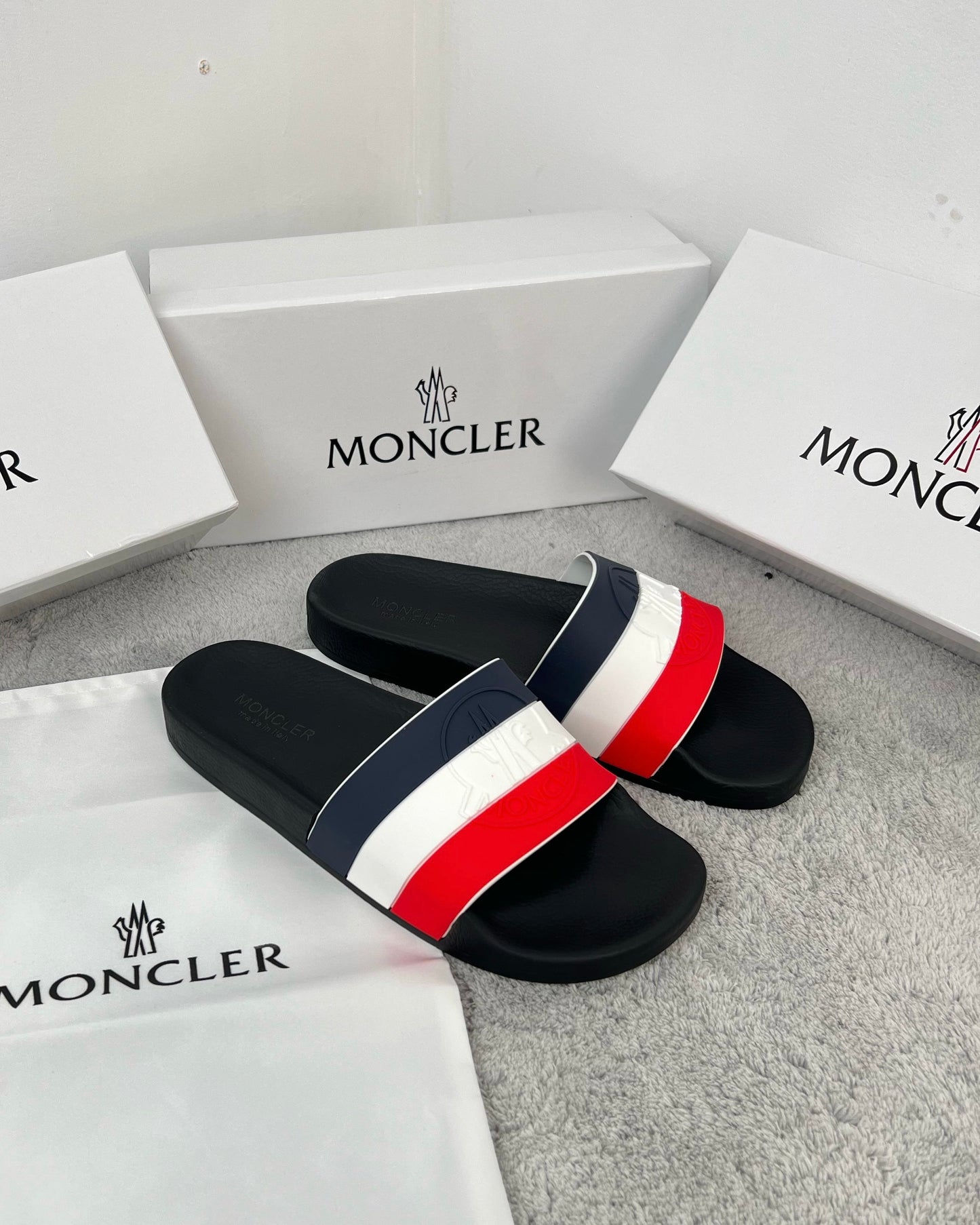 MONCLER