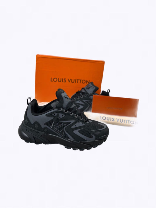 LOUIS VUITTON TATIC